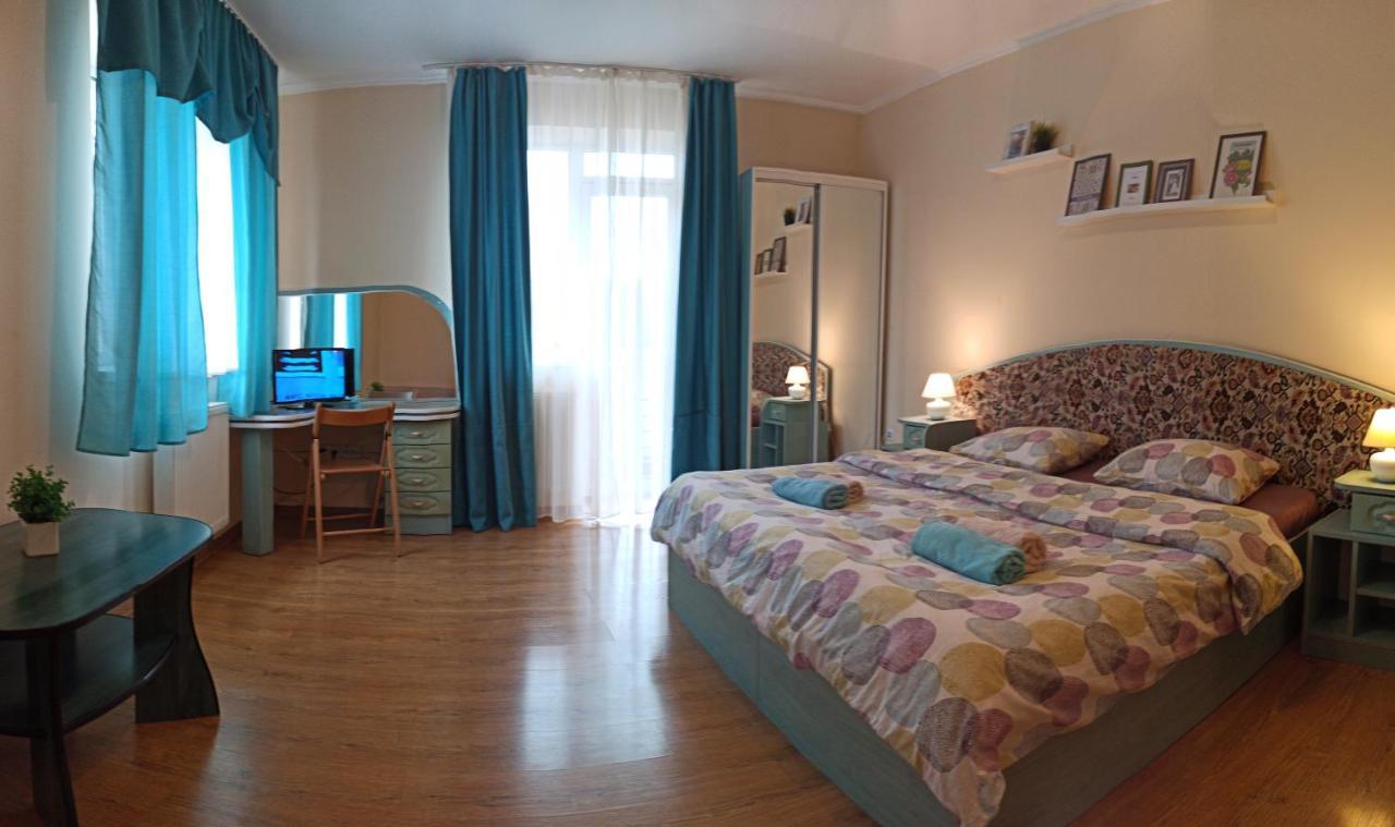 Vip Apartments In The Centre Mukačevo Esterno foto
